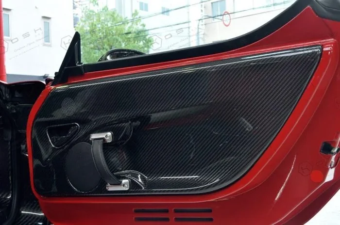 Alfa Romeo 4C Internal Door Panels – Carbon Fibre